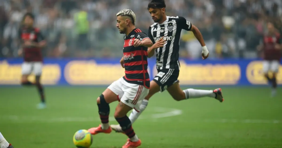 Flamengo vence o Atlético Mineiro e conquista seu quinto título de Copa do Brasil.