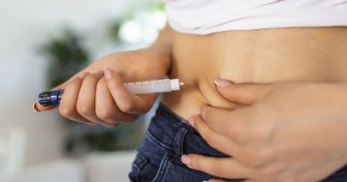 Reino Unido emite alerta sobre pancreatite ligada a canetas emagrecedoras.