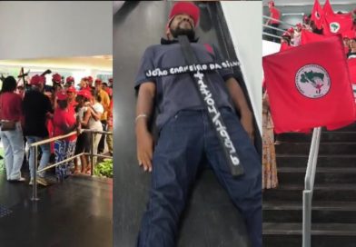 MST ocupa Assembleia Legislativa da Bahia em ato por direitos no campo.