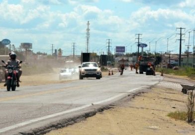 Acidente grave na BR-116 deixa uma pessoa morta e três feridos em Feira de Santana.