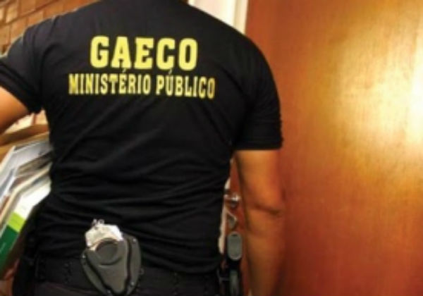 Operação do MP prende ex-vereadora e servidores da Prefeitura de Salvador por suspeita de desvio de verbas.