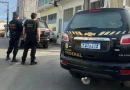 PF investiga fraude de R$ 11 milhões em 50 benefícios do INSS na Bahia.